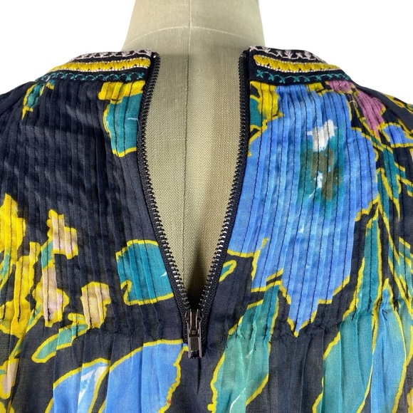 NEW Daniel Rainn Embroidered Floral Top Blouse Small Black Multi Linen Blend NWT - Picture 7 of 12